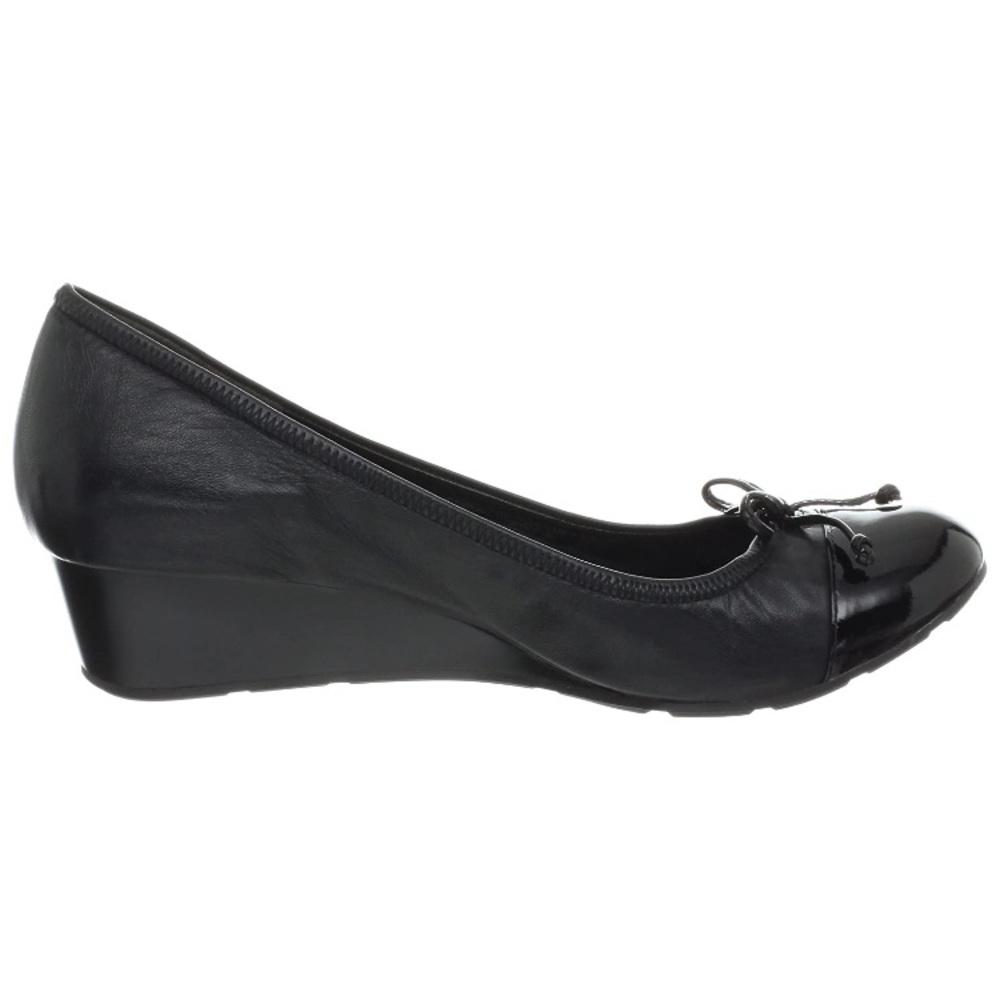 Cole Haan Air Tali Lace Wedge Pump, size 6